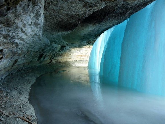 Необычные пещеры со всего мира - фото 15