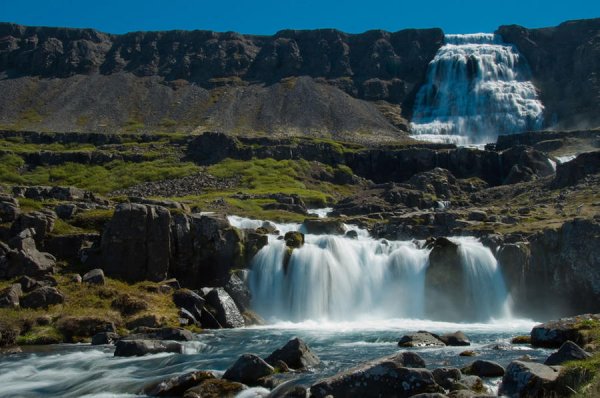 Живописные водопады Исландии (28 фото)