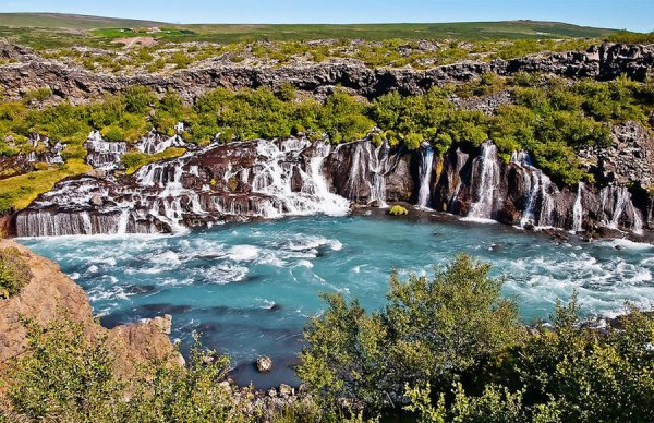 Живописные водопады Исландии (28 фото)