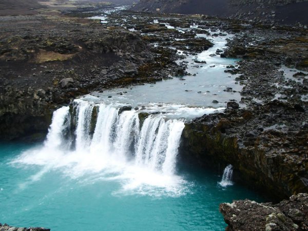 Живописные водопады Исландии (28 фото)