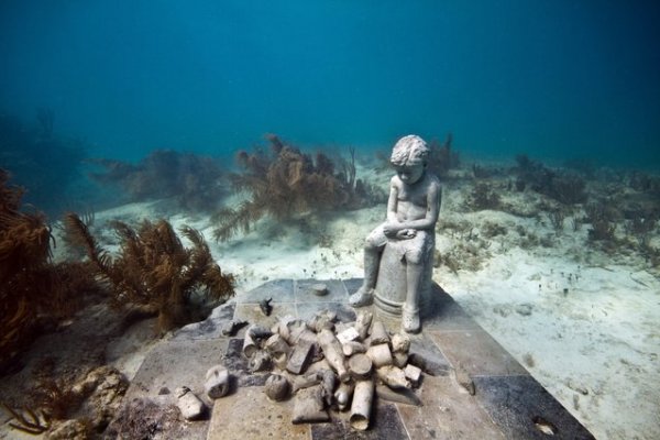 Подводный музей в Канкуне (32 фото) Подводный музей в Канкуне (32 фото)